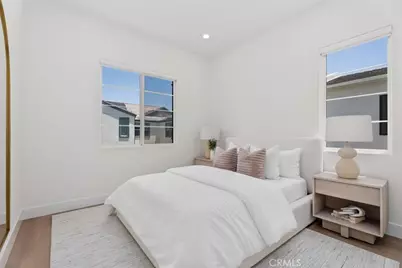 121 Bosal, Irvine, CA 92618 - Photo 24