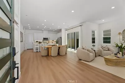 121 Bosal, Irvine, CA 92618 - Photo 4