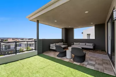 121 Bosal, Irvine, CA 92618 - Photo 32