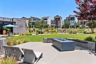 121 Bosal, Irvine, CA 92618 - Photo 36