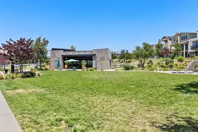 121 Bosal, Irvine, CA 92618 - Photo 38