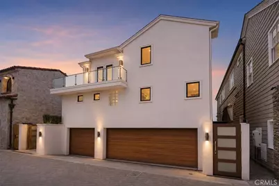 1554 E Oceanfront, Newport Beach, CA 92661 - Photo 2