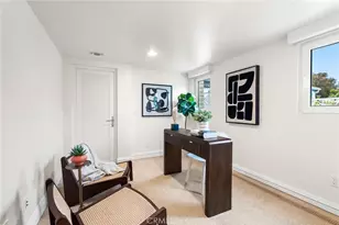 1554 E Oceanfront, Newport Beach, CA 92661 - Photo 22