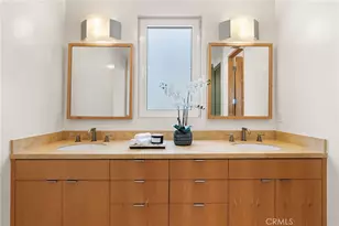 1554 E Oceanfront, Newport Beach, CA 92661 - Photo 40