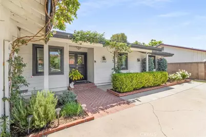 13352 Fairmont Way, North Tustin, CA 92705 - Photo 2