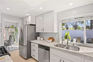 15 Bluecoat, Irvine, CA 92620 - Photo 12