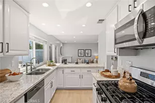 15 Bluecoat, Irvine, CA 92620 - Photo 8