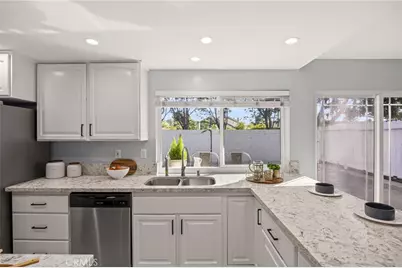 15 Bluecoat, Irvine, CA 92620 - Photo 12