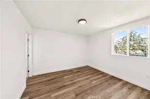 924 W 75th St, Los Angeles, CA 90044 - Photo 28
