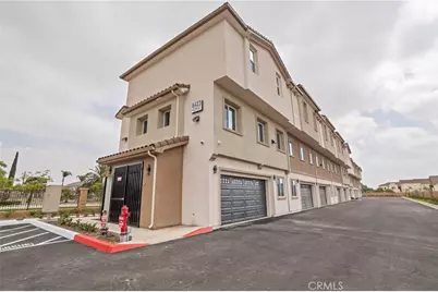 8423 Tamarind Avenue, Fontana, CA 92335 - Photo 4