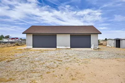 9354 Hickory Avenue, Hesperia, CA 92345 - Photo 28