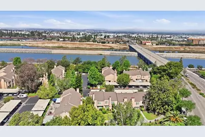 101 W Riverdale #9, Orange, CA 92865 - Photo 2