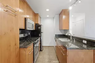 1554 N Hobart, Los Angeles, CA 90027 - Photo 10