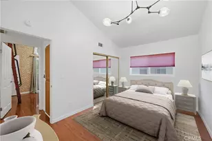 1554 N Hobart, Los Angeles, CA 90027 - Photo 24