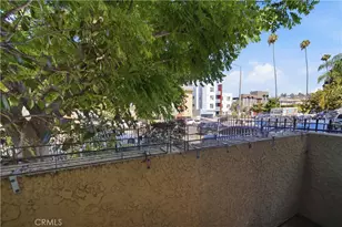1554 N Hobart, Los Angeles, CA 90027 - Photo 22