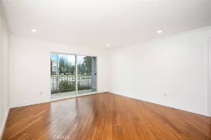 21662 Brookhurst, Huntington Beach, CA 92646 - Photo 4