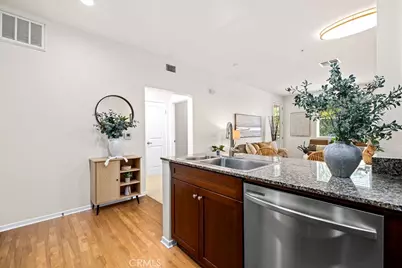 2320 Scholarship, Irvine, CA 92612 - Photo 4