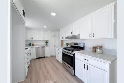 1363 Amador, Ontario, CA 91764 - Photo 2