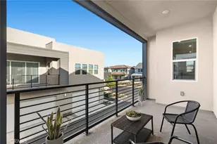 241 Proctor, Irvine, CA 92618 - Photo 6
