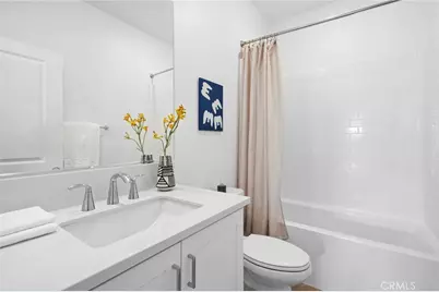 241 Proctor, Irvine, CA 92618 - Photo 32