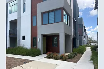 253 Waypoint, Tustin, CA 92782 - Photo 4