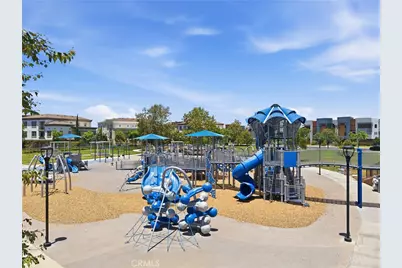 253 Waypoint, Tustin, CA 92782 - Photo 44