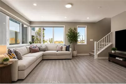 253 Waypoint, Tustin, CA 92782 - Photo 10