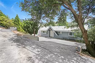 446 Delle, Crestline, CA 92325 - Photo 2