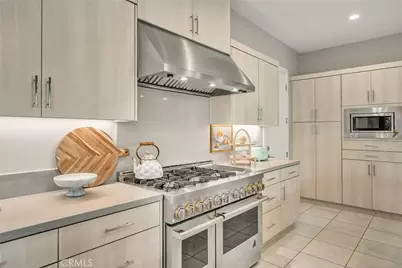 190 Orange, Lake Forest, CA 92630 - Photo 8
