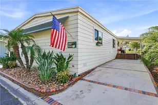 24001 Muirlands Blvd, Lake Forest, CA 92630 - Photo 4