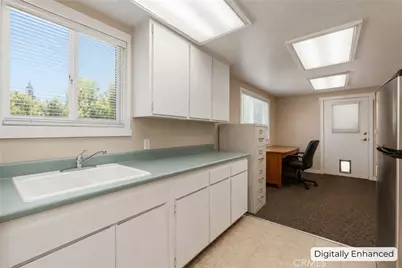 521 W Citrus, Redlands, CA 92373 - Photo 18