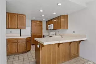 25282 Vista Hermosa, Lake Forest, CA 92630 - Photo 6