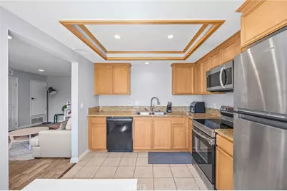 1554 Border #B, Corona, CA 92882 - Photo 12