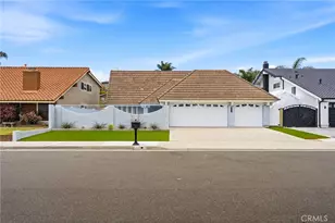 19151 Yacht Ln, Huntington Beach, CA 92646 - Photo 1