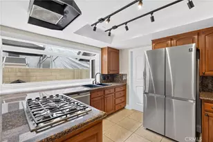 19151 Yacht Ln, Huntington Beach, CA 92646 - Photo 20