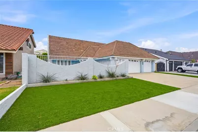 19151 Yacht Lane, Huntington Beach, CA 92646 - Photo 4