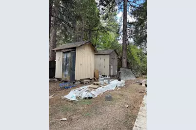 2631 Secret, Running Springs, CA 92382 - Photo 8