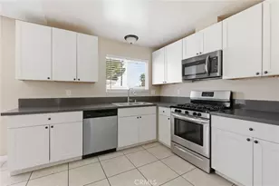 28047 Ermine, Canyon Country, CA 91351 - Photo 10