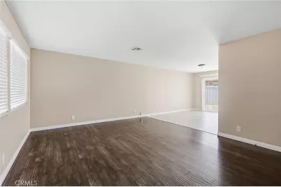 28047 Ermine, Canyon Country, CA 91351 - Photo 4