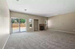 2011 Astor Ct, Lancaster, CA 93536 - Photo 4