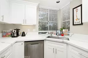 709 Solvay Aisle, Irvine, CA 92606 - Photo 8