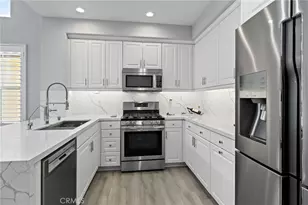 16 Serenity, Irvine, CA 92618 - Photo 2