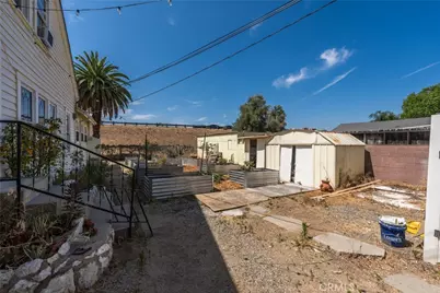 2950 N Golden Avenue, San Bernardino, CA 92404 - Photo 38