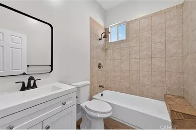 760 N Huntington, San Fernando, CA 91340 - Photo 58