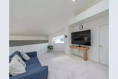1011 S Mountcrest Court, Anaheim, CA 92808 - Photo 24