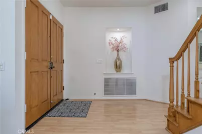1011 S Mountcrest Court, Anaheim, CA 92808 - Photo 6