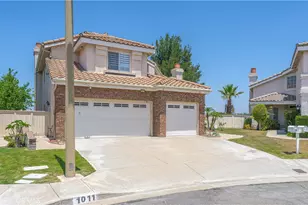 1011 S Mountcrest Ct, Anaheim, CA 92808 - Photo 1
