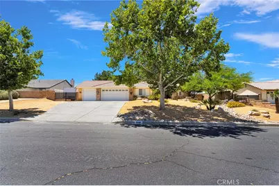 19581 Powhatan Rd, Apple Valley, CA 92308 - Photo 2