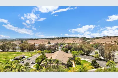 33 Acanthus, Rancho Santa Margarita, CA 92688 - Photo 6