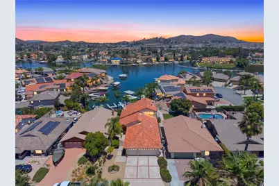 24140 Cruise Circle, Canyon Lake, CA 92587 - Photo 2